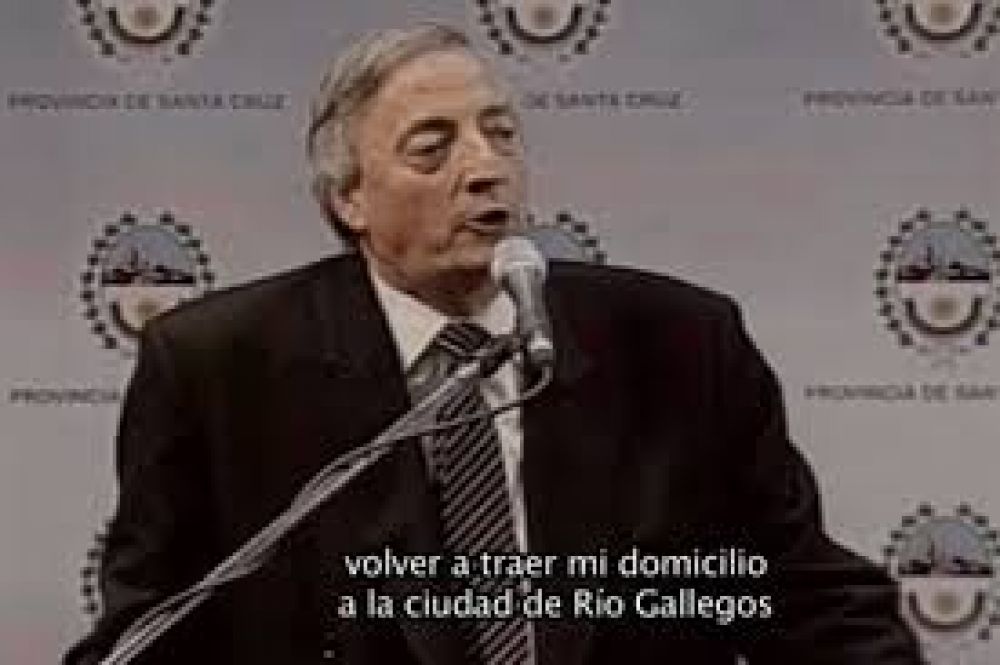 M�ximo se compara con N�stor y ataca a la tele en su primer video de campa�a