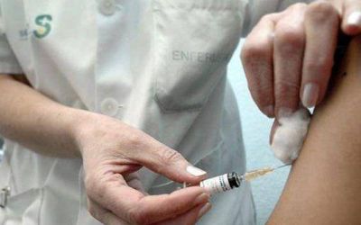 Llaman a vacunarse contra la gripe en vacaciones