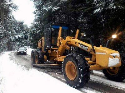 Vialidad Rionegrina sum� equipamiento para despejar nieve en rutas cordilleranas