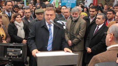 Amaya inaugur� el shopping a cielo abierto en Peatonal Mendoza
