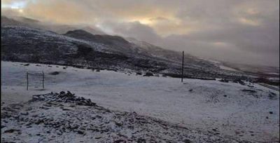 Cientos de turistas disfrutan de un imponente paisaje en Taf� del Valle