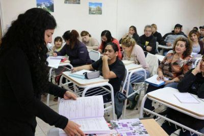 Abrieron las inscripciones para el Plan de Finalizaci�n de Estudios Secundarios