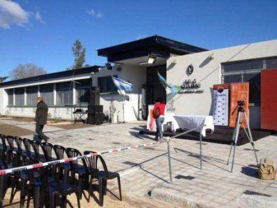 Guamin� vivi� una Fiesta C�vica con la inauguraci�n del Colegio Secundario