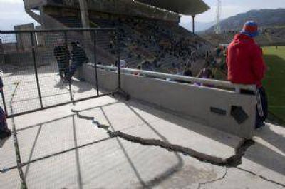 Para reparar el Estadio, se debe esperar una decisi�n de la Justicia