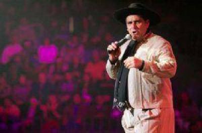 El Chaque�o Palavecino se �puso el Poncho� y se llev� una ovaci�n