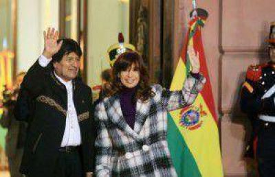 Cristina y Evo instaron a aumentar el comercio �para que los recursos queden en la regi�n�