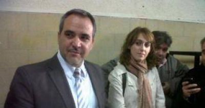 L�pez �vila pidi� medidas para trasladar a los presos de las comisar�as