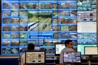 Drones y smartphones para evitar caos en carreteras el d�a de fin de Ramad�n en Indonesia