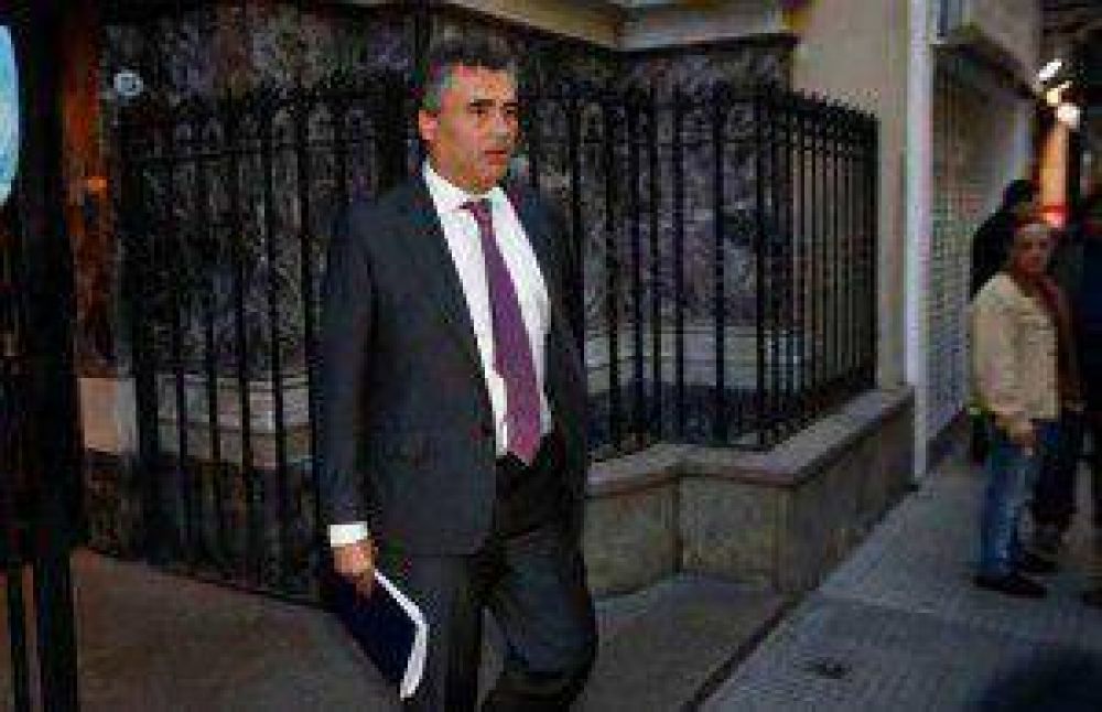 Vanoli descart� una devaluaci�n y garantiz� que no habr� cambios en la operatoria del �contado con liqui�