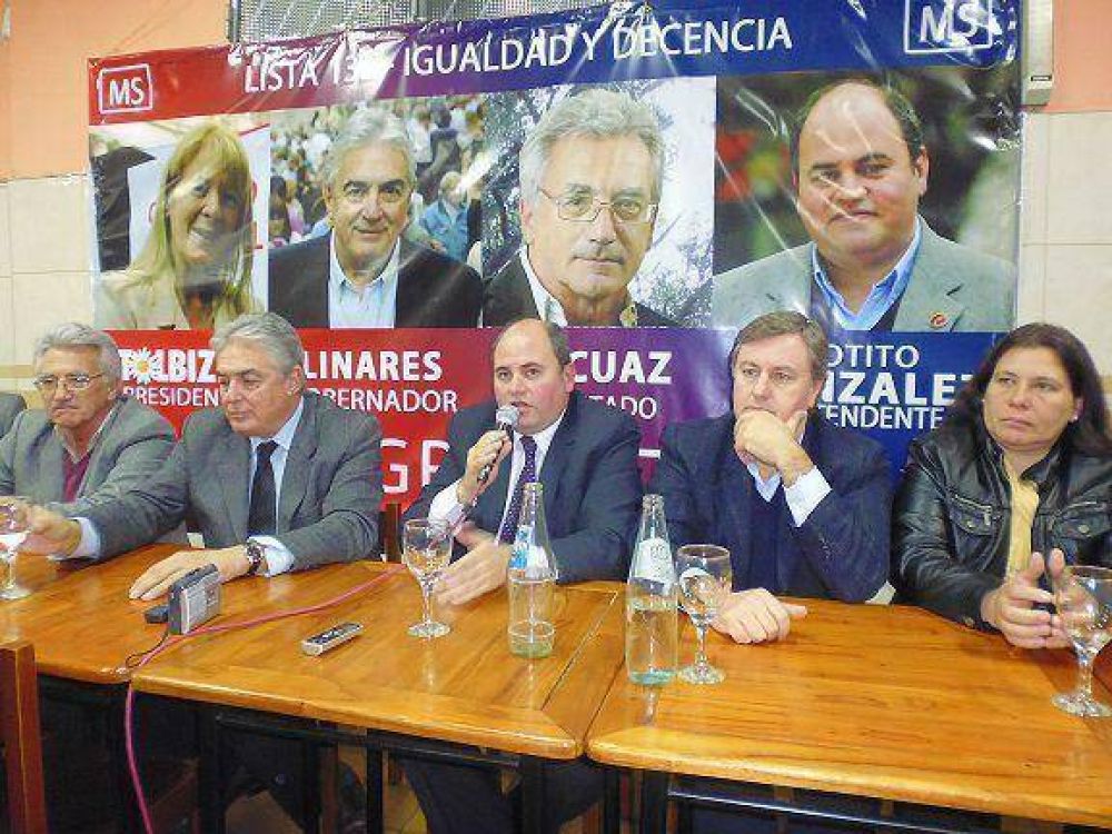 Totito Gonzlez present su lista del Frente Progresista en Munro