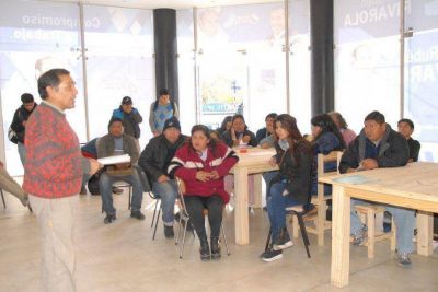 Preparan a emprendedores interesados en 