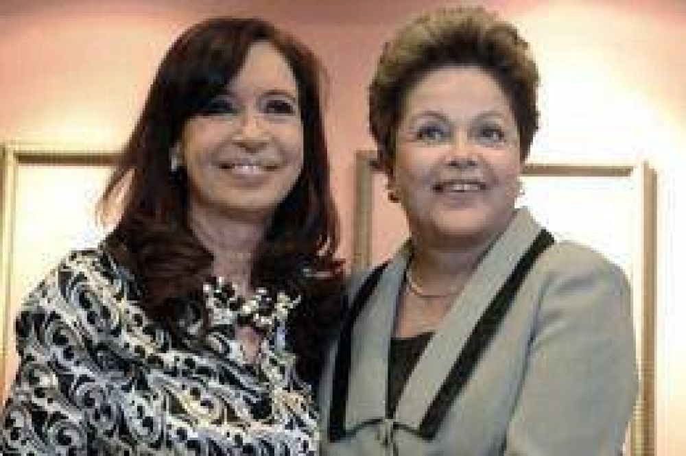 Cristina participa de la Cumbre del Mercosur y se rene con Dilma