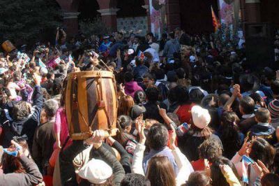 El repiquetear de los bombos se sentir� desde hoy con la vigilia de la marcha