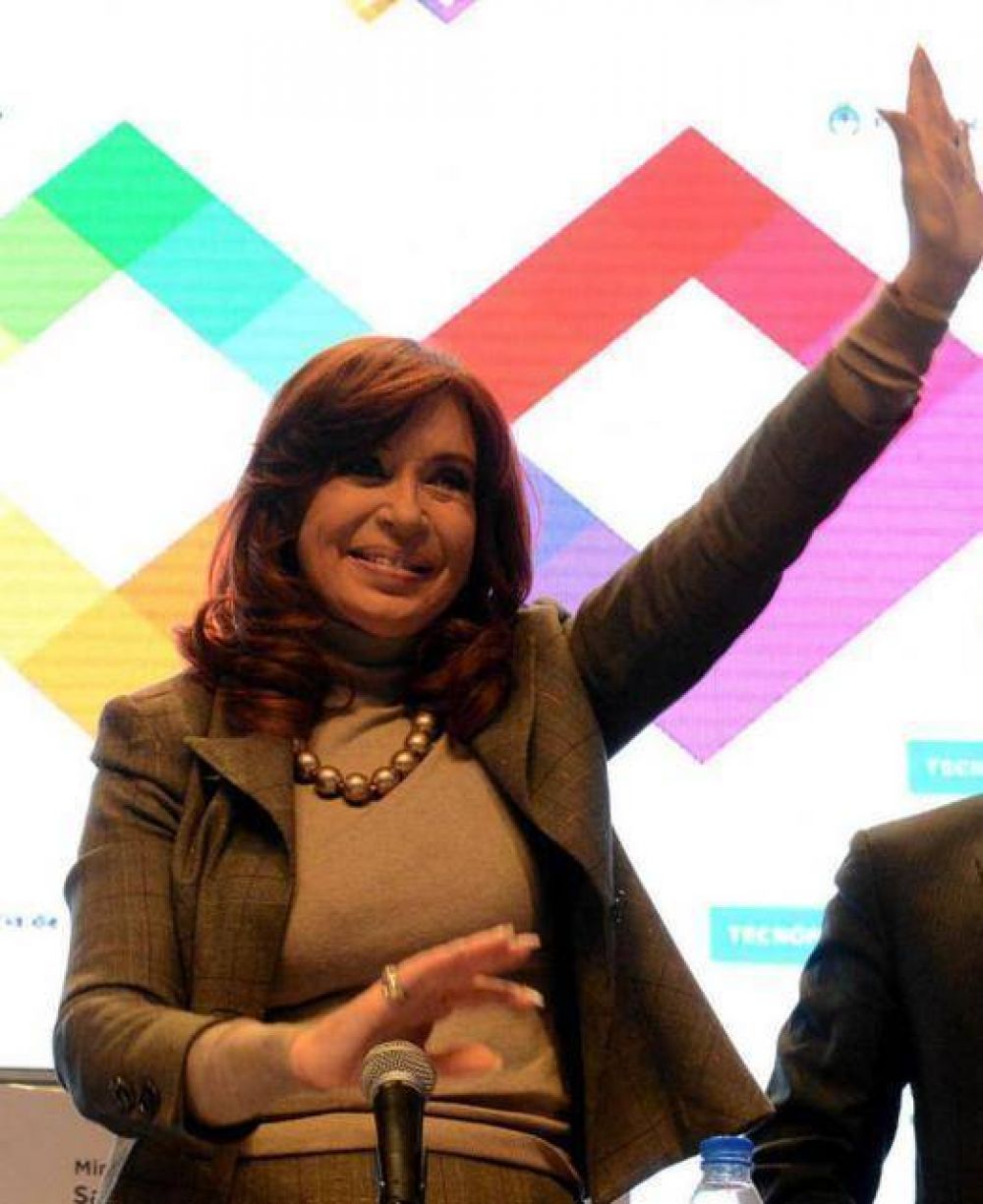 CFK anunci� que Santiago se beneficia con 1.207 aulas digitales