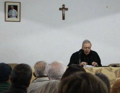 Un panel interdisciplinario present� claves para reflexionar la enc�clica Laudato Si�
