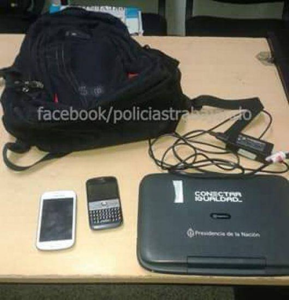 Recuperaron la mochila con las pertenencias de Franco e iniciar�n investigaci�n interna en la Comisar�a 19