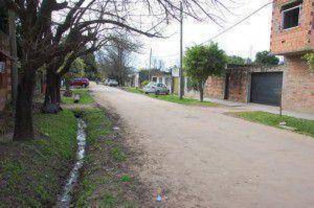 Dos mujeres regresaban de un velatorio y las asaltaron a tiros