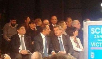 Echeverr�a particip� de un acto de la f�rmula Scioli-Zannini