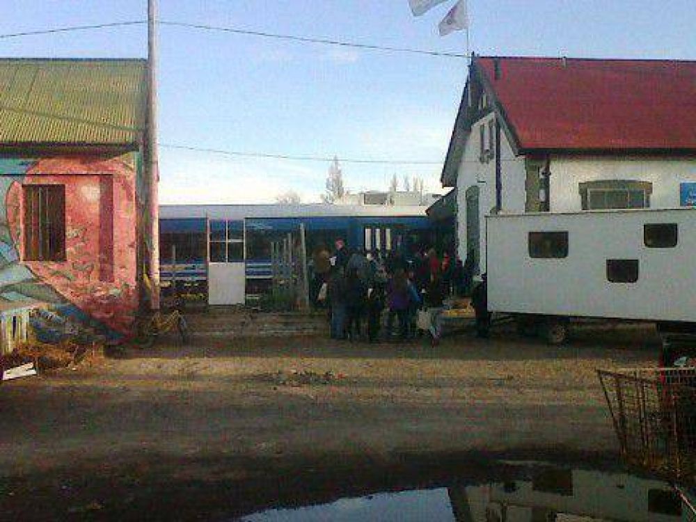 D�as kirchneristas en Neuqu�n, con Scioli y el tren