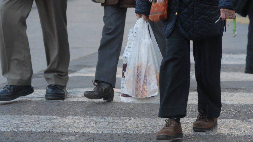 Coronel Pringles: presentan proyecto para prohibir las bolsas camiseta