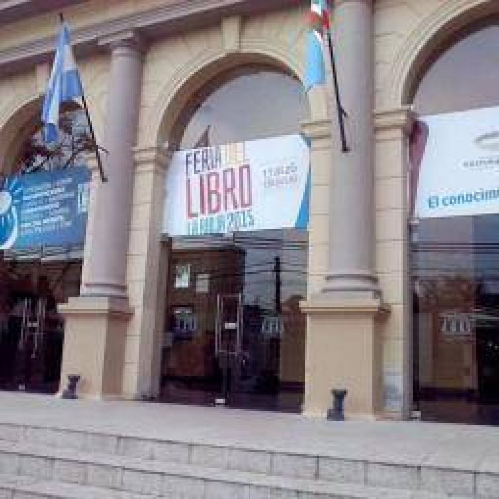 Arranca la Feria del Libro 2015 en el Paseo Cultural