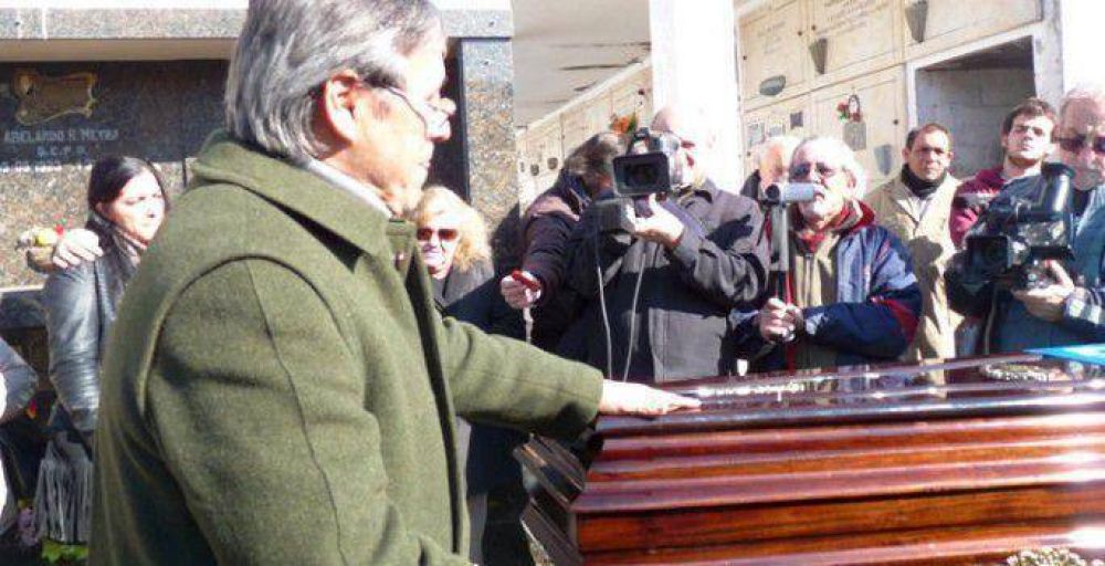 Jorge Lenzi: �No tengo dudas que el turco nos guiar� desde donde est�