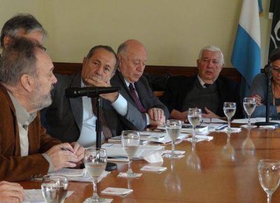 Adolfo Rodr�guez Sa� propuso un plan a 50 a�os para cuidar el agua