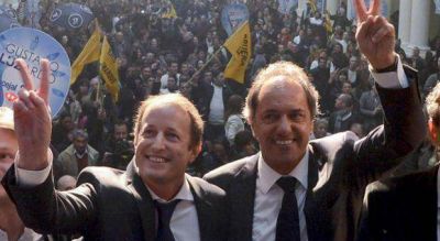 Ba�o de humildad: Scioli le liber� la competencia interna a Insaurralde
