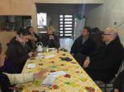 La Plata: Carlos Melzi estuvo en San Carlos reunido con vecinos