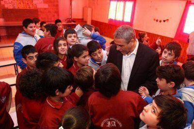 El Intendente Jorge Ferraresi visit� el Instituto Avellaneda