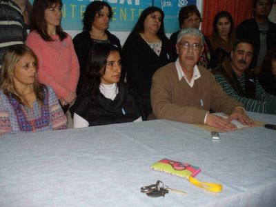 El Partido Socialista present� sus listas de candidatos