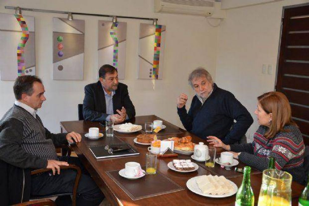 Miguel Isa convocar� a otros Intendentes a una mesa de di�logo