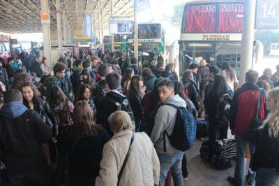 Arranc� el �xodo de vacaciones de invierno y se siente en la Terminal