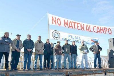 El campo pidi� la eliminaci�n de las retenciones y conmemor� los siete a�os del �voto no positivo�  