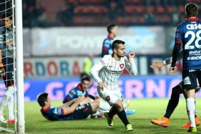 San Lorenzo gole� a Arsenal, es de nuevo puntero y le mete presi�n a Boca