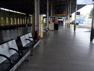 Otro gremio de micros se suma a la amenaza de paro en el inicio de las vacaciones de invierno