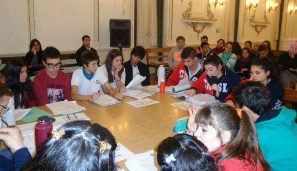 �Alianza por la Juventud� gan� el HCD Estudiantil