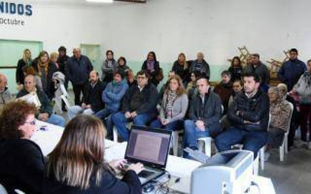 Olavarr�a: Pavimentar�n m�s de 50 cuadras en el barrio 12 de Octubre