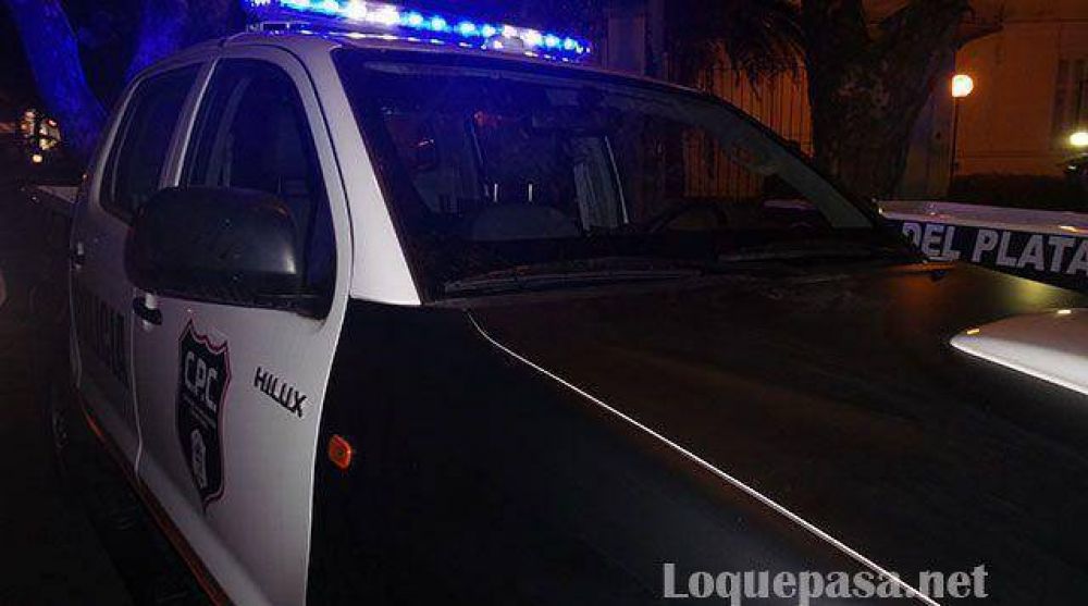  Mat� a un hombre que estaba orinando en la calle y se entreg�
