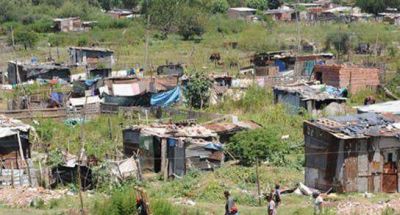 En el 45 por ciento de hogares pobres no se termina la secundaria