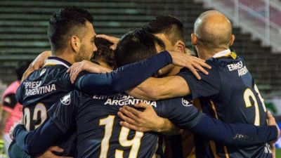 Central, por un �xito ante V�lez que lo mantenga bien arriba