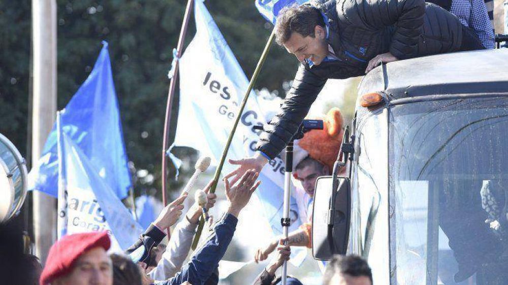 Los precandidatos presidenciales intensifican la campa�a a tres semanas de las PASO