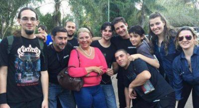Carri� pidi� c�rcel para los encuestadores