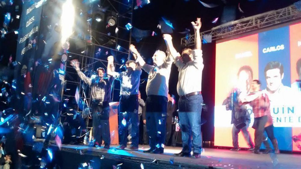 Multitudinario respaldo a la candidatura de Joaqu�n Losada