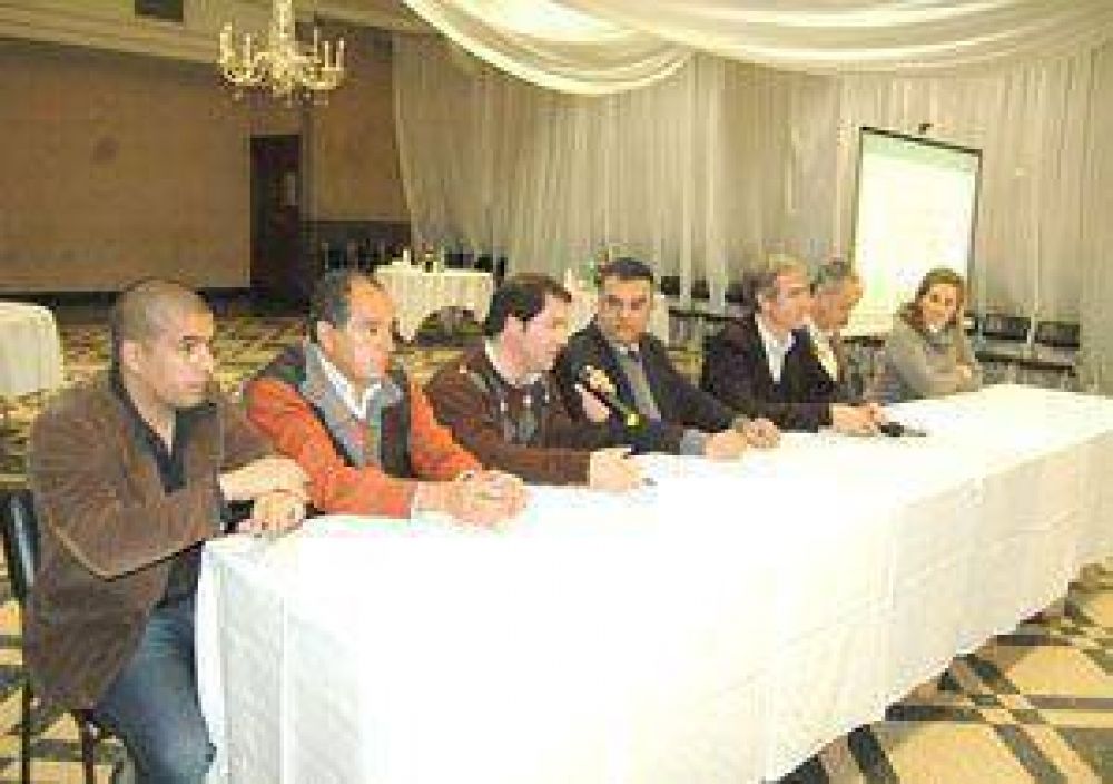 Presentaron un proyecto para embellecer y ordenar Benito de Miguel