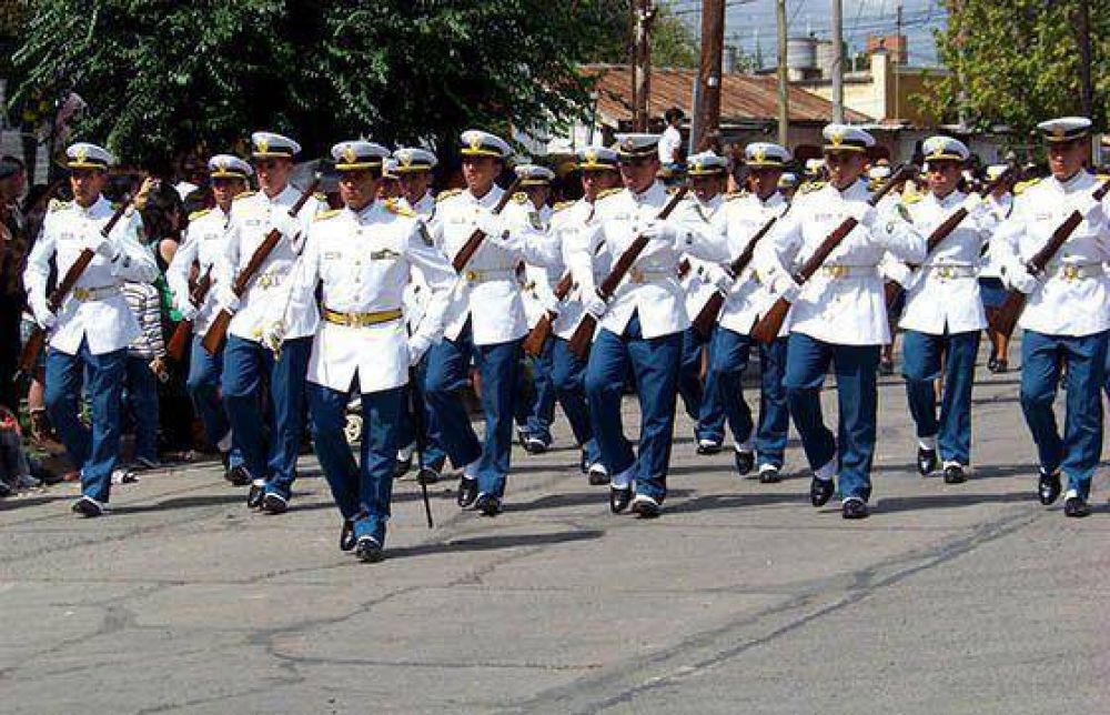 El Servicio Penitenciario de Salta inscribe a aspirantes a agentes masculinos