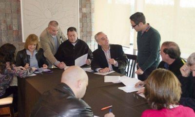 Siguen las indefiniciones en el FpV y otras fuerzas negocian completar las f�rmulas