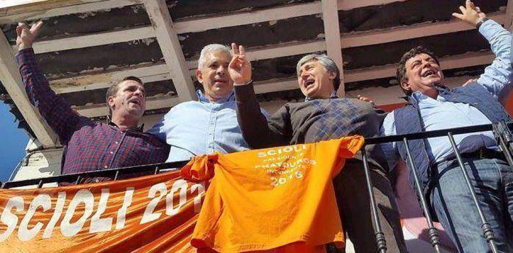 Phatouros: �Nuestra lista apoya a la f�rmula Juli�n Dom�nguez-Fernando Espinoza�