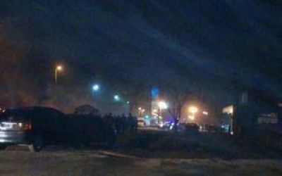 Protesta en Ezeiza tras los despidos en Cresta Roja