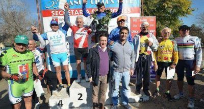 JULI�N �LVAREZ Y DAR�O D�AZ P�REZ RECORRIERON JUNTOS EL VEL�DROMO DE LAN�S